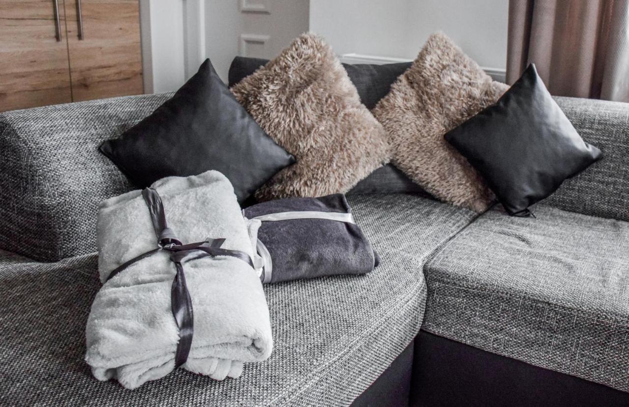 Dioliget Cottage Sarvar Ngoại thất bức ảnh