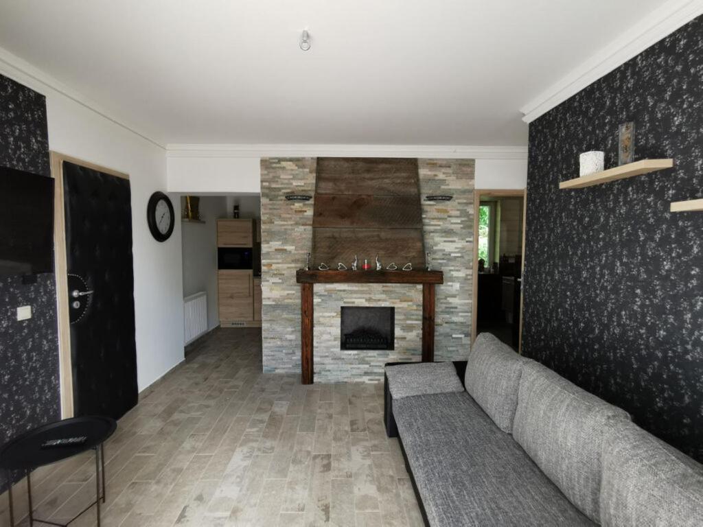 Dioliget Cottage Sarvar Ngoại thất bức ảnh
